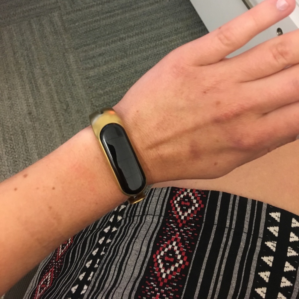 Mira Fitness Tracker